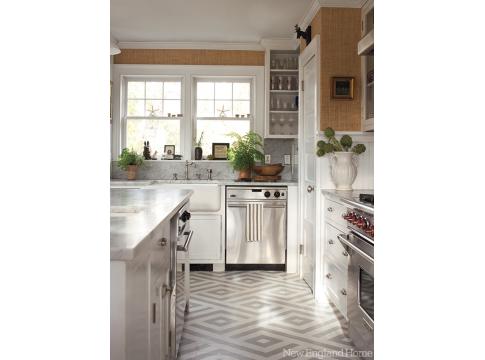 A few of us have seen this kitchen, but oooohh, love the floor here!