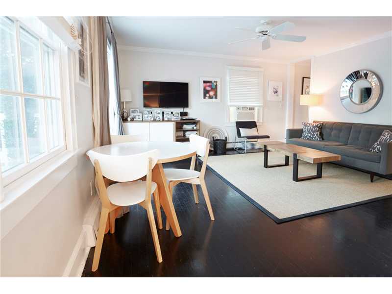 Modern and chic.  Always love that in the Den.