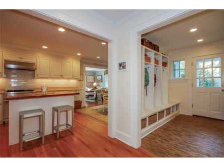 Good space with a nice flow for comfortable living and entertaining.