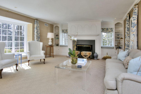 Big gracious living room with beautiful original details still intact 