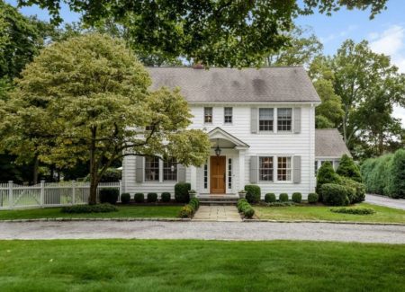 8 Sunset. Great curb appeal and beautifully maintained. Note the gravel driveway which is just so much nicer than a 'black top'.